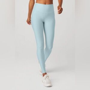 Alo High-Waist Airlift Legging in Chalk Blue Size Medium Like new! Retail $128